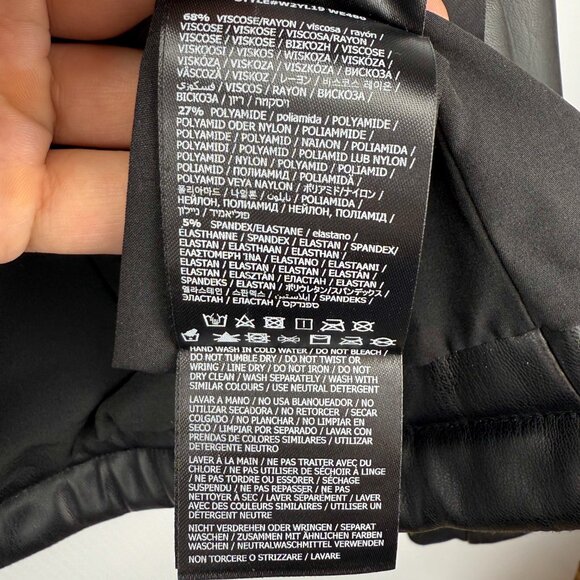 GUESS NWOT Fiammetta Faux Leather Jet Black Jacket Size XL - Picture 9 of 10